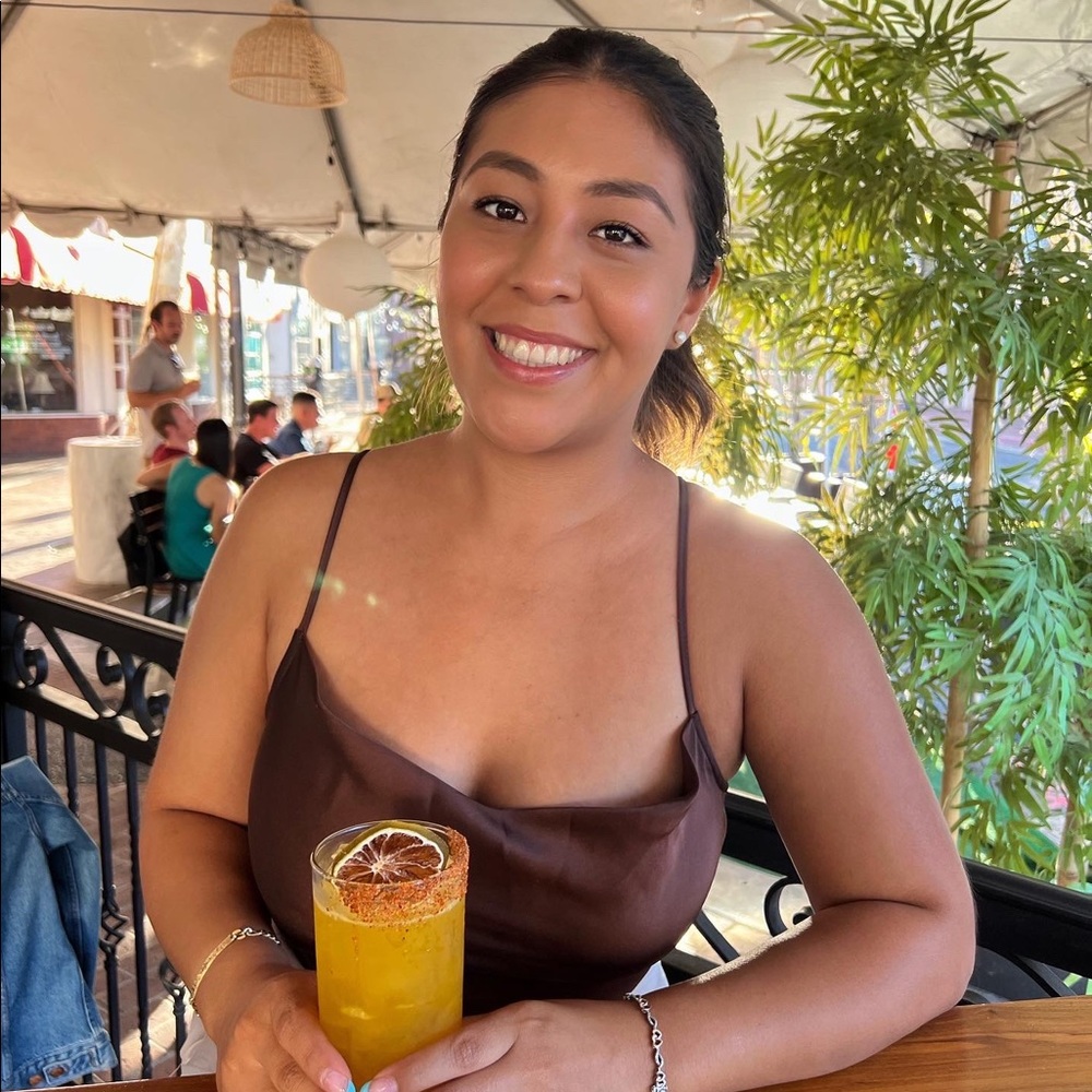 Meet your Posher, Karina